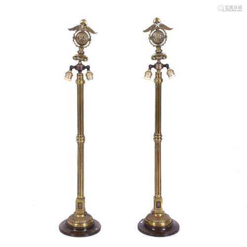 PAIR OF TABLE LAMPS WITH MONOGRAM, 20TH CENTURY.