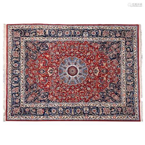 IRANIAN CARPET IN BLUE AND RED TONES, 20TH CENTURY.