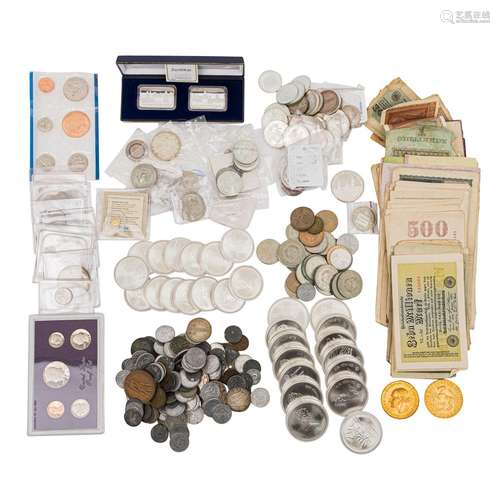 Mixed lot with coins and medals,