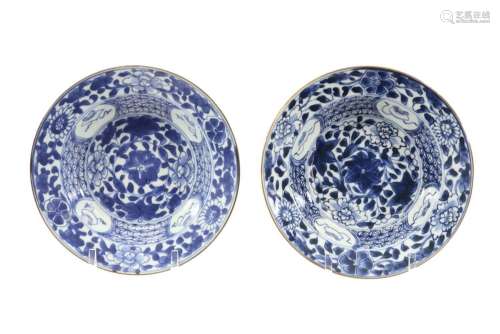 pair of small 18th Cent. Chinese plates in porcela…