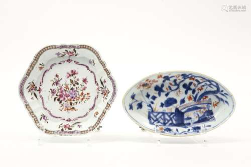 two small 18th Cent. Chinese plates in porcelain, …