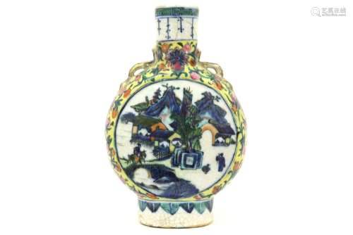 antique Chinese moonflask in porcelain with polych…