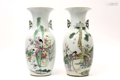 pair of Chinese vases in porcelain with polychrome…