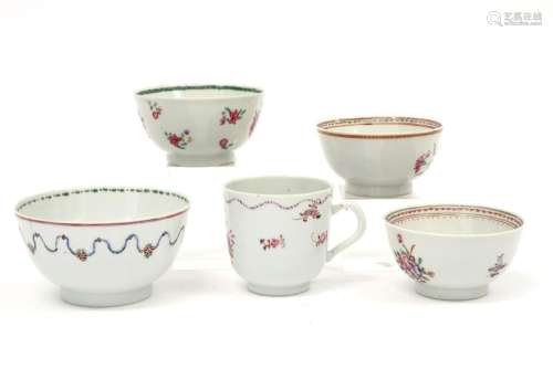 five 18th Cent. Chinese cups in porcelain with pol…