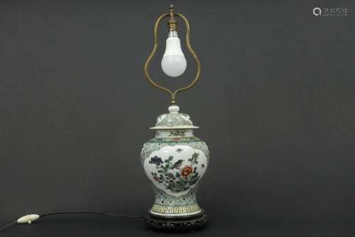 lidded Chinese vase in porcelain with a Famille Ve…