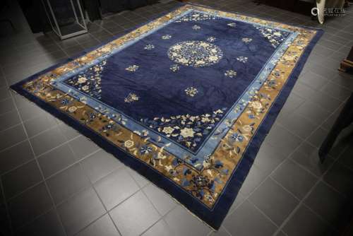 antique Chinese rug with a quite traditional desig…