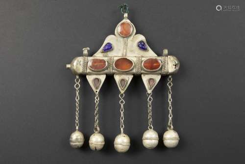 antique Turkmen pendant in silver with lapis and c…