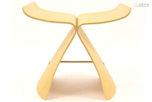 Sori Yanagi "Butterfly" design stool in plywood an...