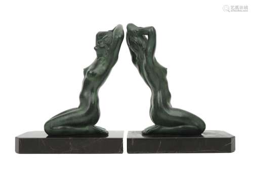 pair of French Art Deco book-ends in marble each w…