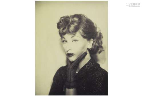 Artist or Maker SHERMAN CINDY (° 1954) Cindy Sherman signed ...