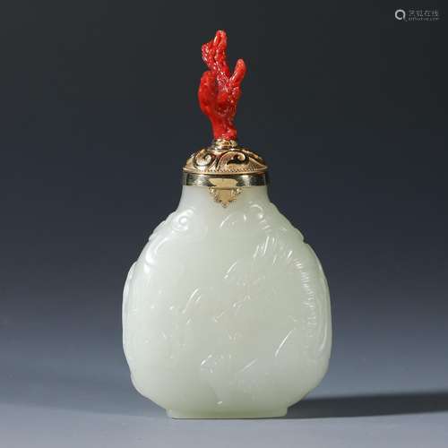 Hetian jade snuff bottle from the Qing Dynasty