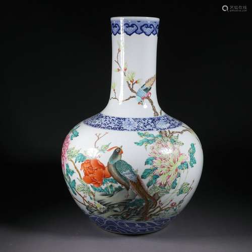 Pastel flower and bird pattern vault-of-Heaven vase