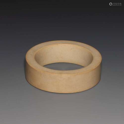 A JADE BANGLE.HAN DYNASTY