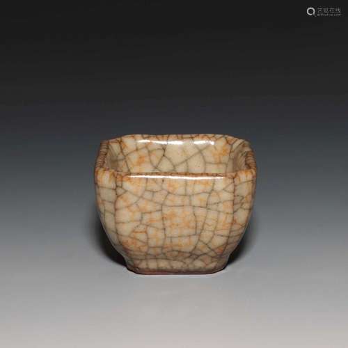 A GEYAO-GLAZED WASHER.SONG DYNASTY