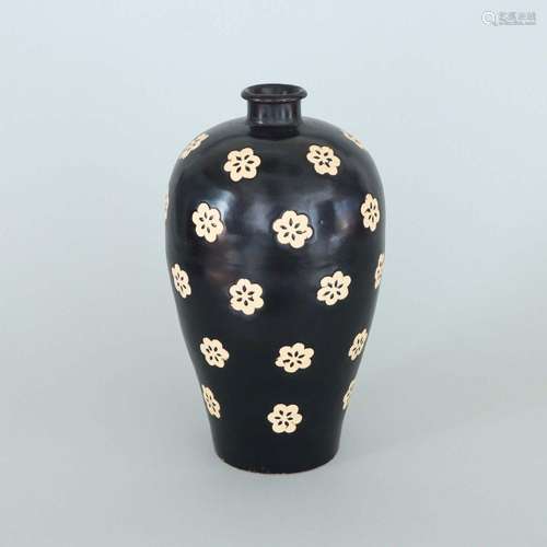 A JIZHOU VASE.MEIPING.SONG DYNASTY