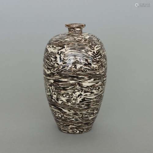 A HELAI YAO-GLAZED VASE.MEIPING.SONG DYNASTY