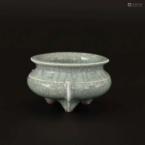 A LONGQUAN-CELADON-GLAZED CENSER.SONG DYNASTY