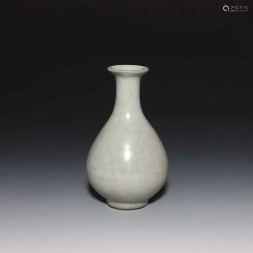 A LONGQUAN-CELADON-GLAZED VASE.YUHUCHUNPING.SONG DYNASTY