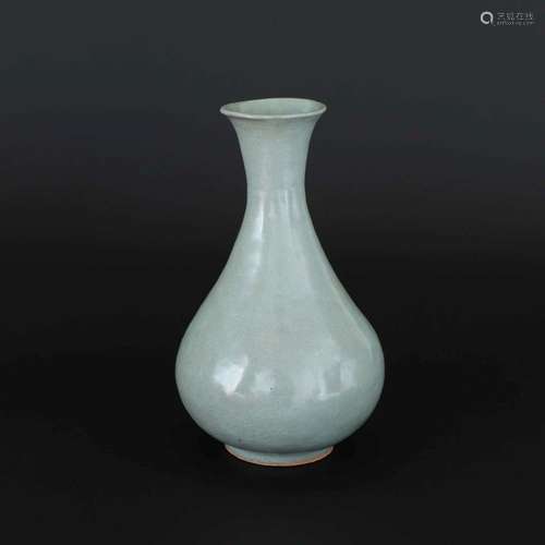 A LONGQUAN-CELADON-GLAZED VASE.YUHUCHUNPING.SONG DYNASTY