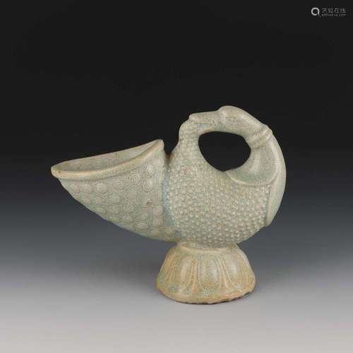 A YUEYAO-GLAZED CUP.SONG DYNASTY