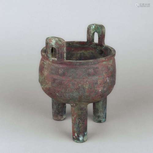 A BRONZE FOOD VESSEL.DIN.WESTERN ZHOU PERIOD