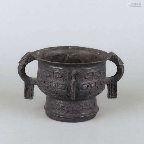 A BRONZE FOOD VESSEL.WESTERN ZHOU PERIOD