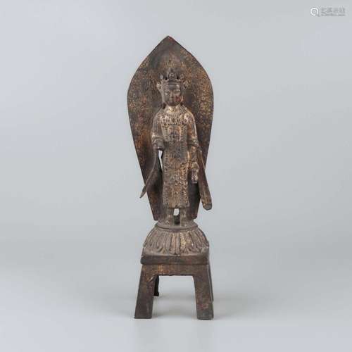 A GILT-BRONZE FIGURE OF STANDING GUANYIN.NORTHERN WEI PERIOD