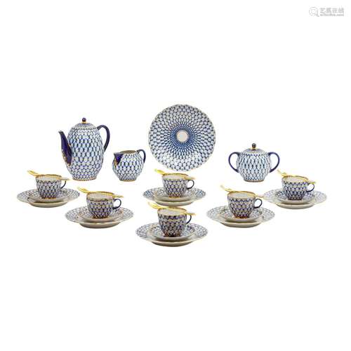 LOMONOSOV 25-piece coffee service for 6 persons 'Cobalt net'...