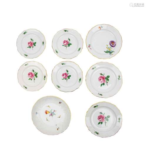 MEISSEN/KPM BERLIN 8-piece set of service pieces, 20th c.