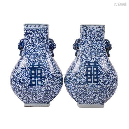 Pair of blue and white vases. CHINA.