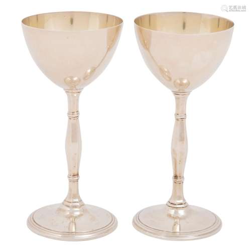 AMERICA pair of stemmed goblets, 925, around 1900