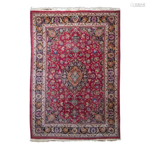Oriental carpet. MASKHAD/PERSIA, 20th century, 354x250 cm.