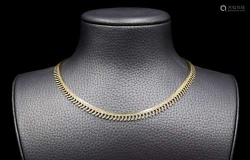 JEWELRY. Italian 14kt Gold Choker Necklace.