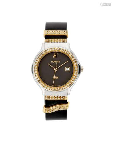 Hublot Ref. 1390.100.2.054 Lady`s 18K gold wristwatch Year 2...