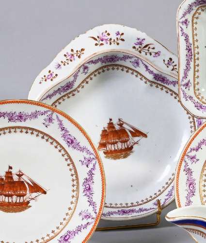 COUPELLE EN PORCELAINE.<br />
Chine, pour l\'exportation étr...