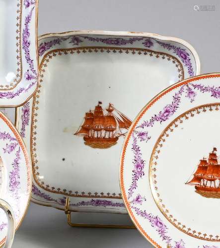 PLAT EN PORCELAINE.<br />
Chine, pour l\'exportation étrangè...