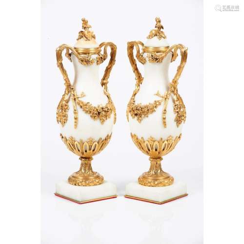 A Louis XV style pair of amphorae