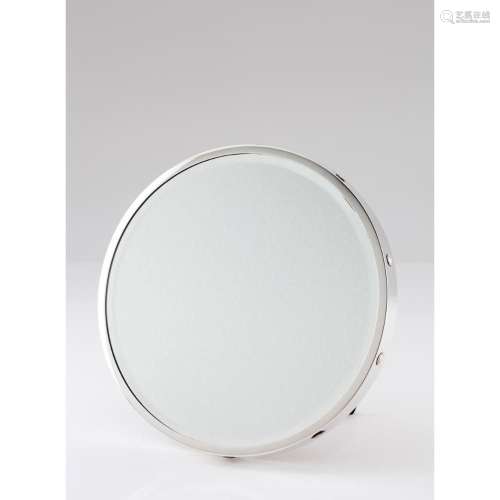 A round table top mirror