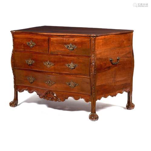 An important D.João V chest of drawers