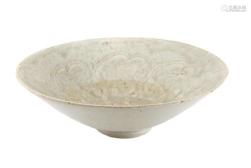 A Qingbai porcelain bowl (defects) China