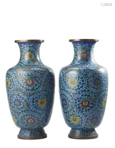 A pair of cloisonne vases with flowers (defects) China