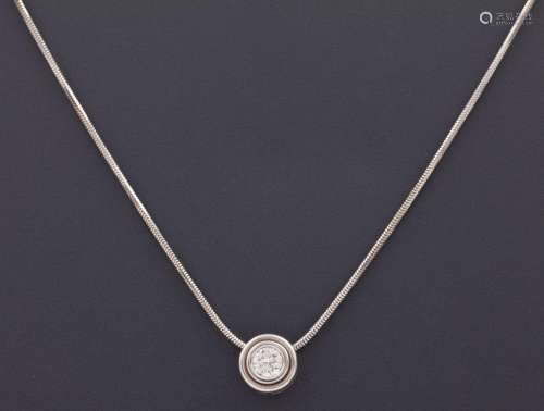 NECKLACE WITH DIAMOND PENDANT IN 18 KT GOLD_.<br />
Chain an...