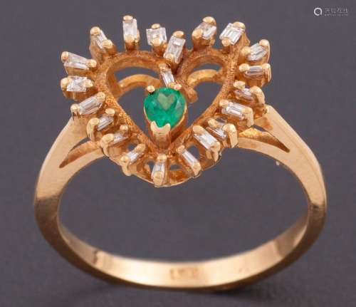 HEART-SHAPED RING WITH DIAMONDS AND CENTRAL EMERALD IN 18 KT...