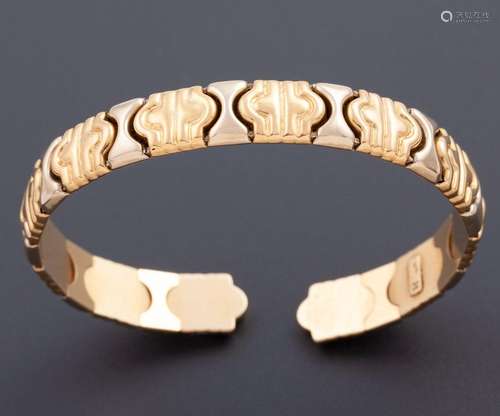 SEMIRIGID BRACELET IN 18 KT BICOLOR GOLD_.<br />
Semi-rigid ...