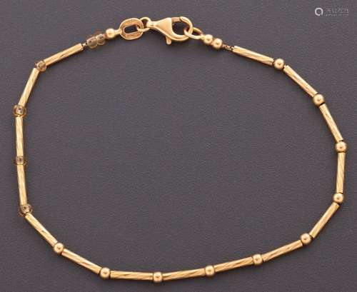 BRACELET IN 18 KT YELLOW GOLD<br />
bracelet made in 18 kt g...