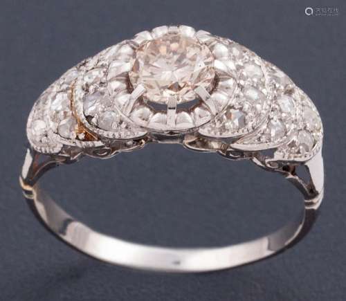 RING MADE IN PLATINUM WITH DIAMONDS _<br />
ring made in ant...