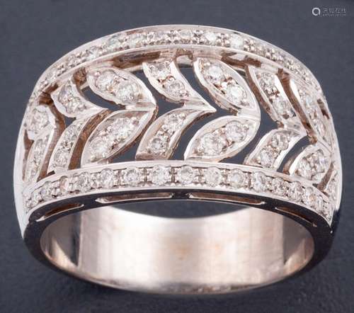 RING MADE IN 18 KT GOLD WITH DIAMONDS _<br />
ring made in 1...