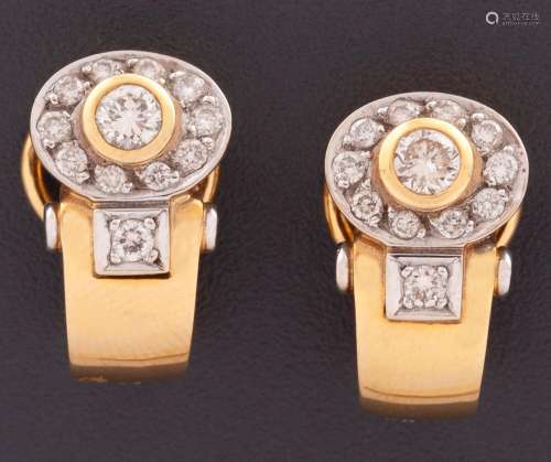 EARRINGS MADE OF 18 KT GOLD AND DIAMONDS _<br />
pair of ear...