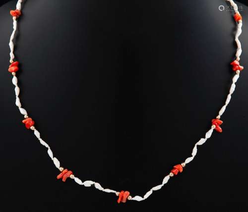 BAROQUE CORAL AND PEARLS NECKLACE WITH BEADS AND BROOCH IN 9...