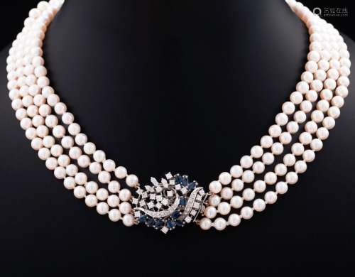 CULTURED PEARL NECKLACE WITH 18KT GOLD CLASP, SAPPHIRE AND D...